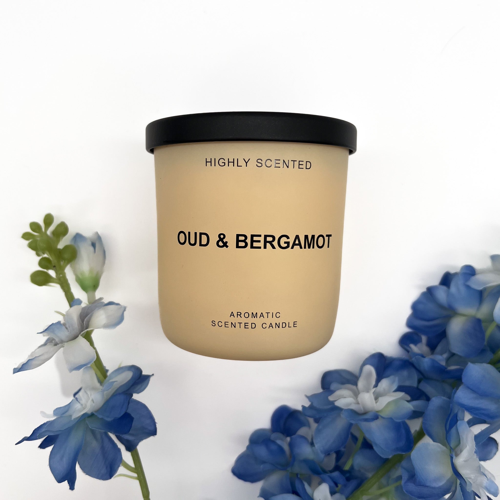 sol'lara First Candle Oud & Bergamot